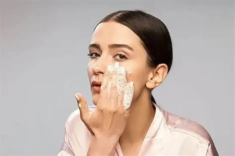 Cách Quản Lý Dầu Thừa Để Tránh Mụn